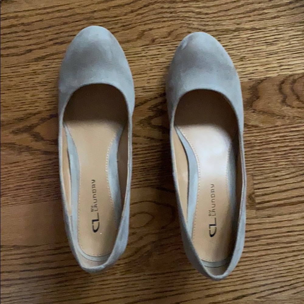 Women’s wedges size ten